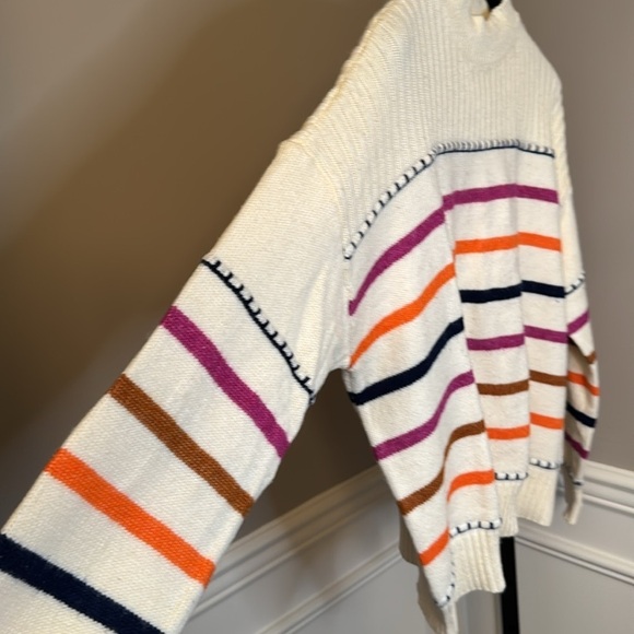St. John's Bay mock neck cream striped sweater size extra large - Picture 3 of 6